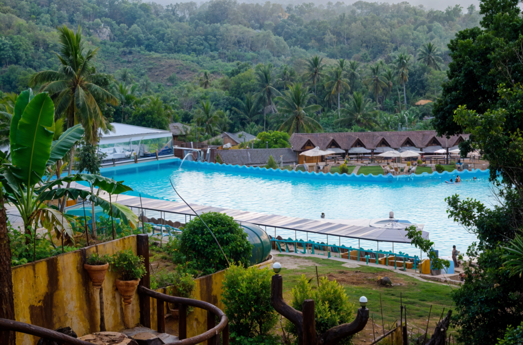 Hidden Valley Wave Pool And Mountain Resort