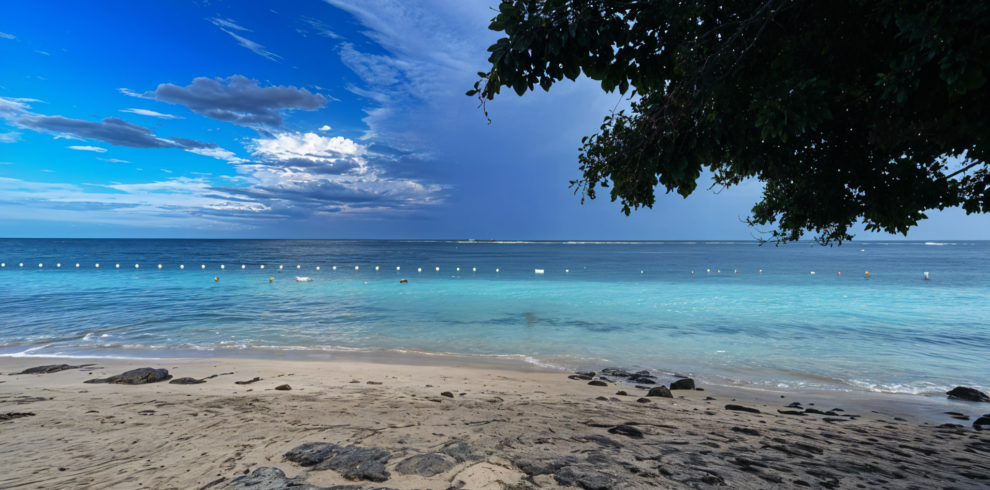 Anapog Public Beach