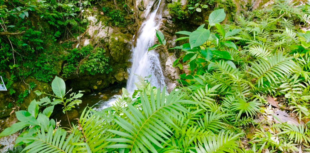 Banghitawan Falls