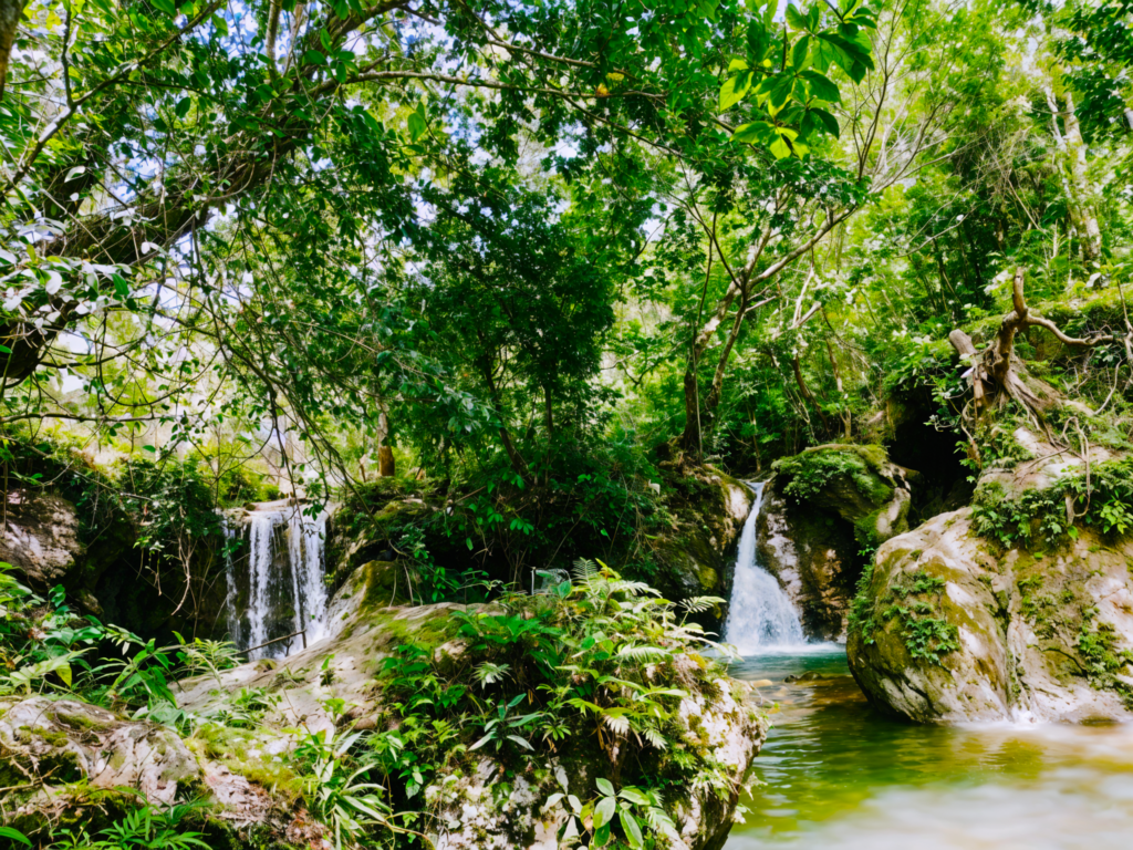 Banghitawan Falls